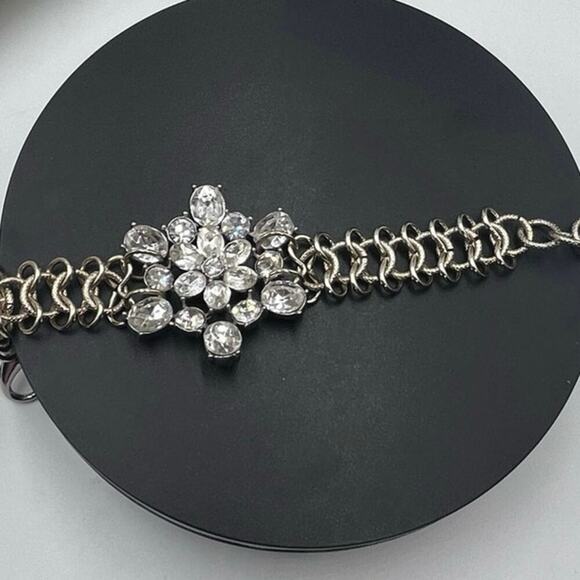 Lulu Frost for J. crew Gold Tone Rhinestone Cluster Statement  bracelet - Picture 9 of 13